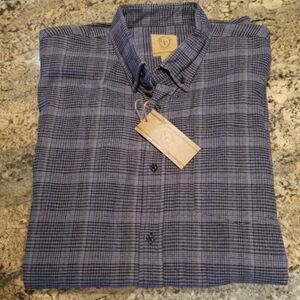 NWT💥GC* Shirt
